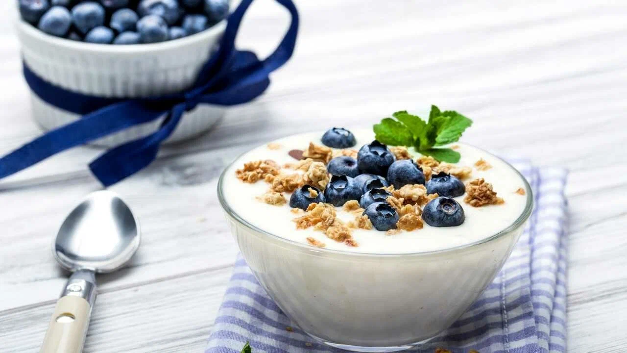 The easiest way to make yogurt at home