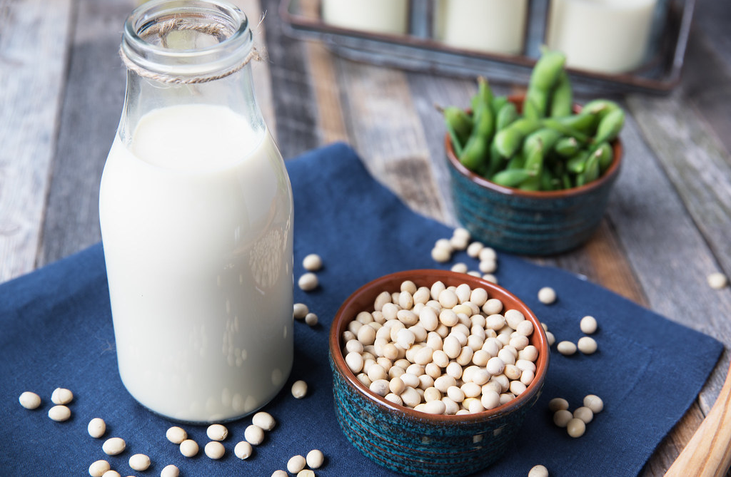 Explore the benefits of soy milk, a plant-based protein powerhouse. Learn about its nutritional value, heart health benefits, and find the best options